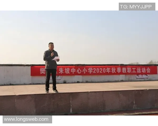 刘洋足球明星足球队携手共创辉煌未来展现青春活力与团队精神