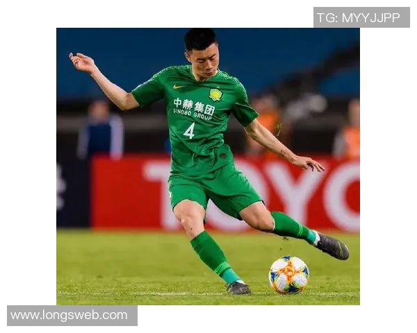 李磊畅谈足球生涯背后的故事与心路历程 李磊畅谈足球生涯背后的故事与心路历程