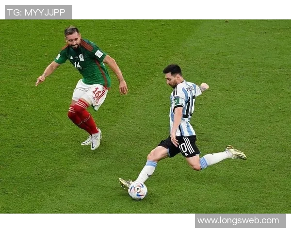 色弱足球明星全解析及其在赛场上的精彩表现分享